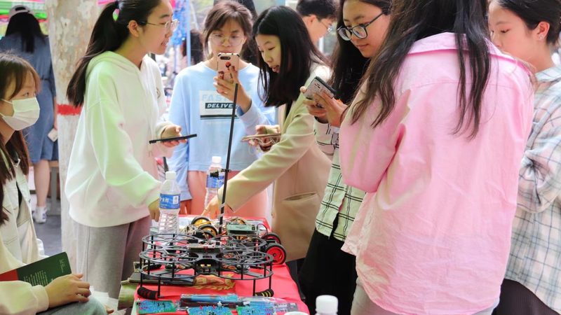 企业数字化改造：设备选型的关键要素解析